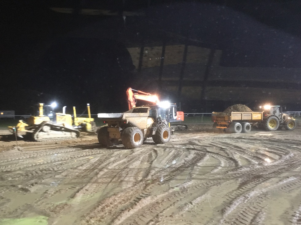 Ombyggnad av dirttrackbanan